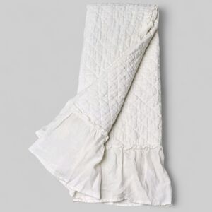 Amity Home Linen Caprice Quilted Ruffled Baby Quilt White